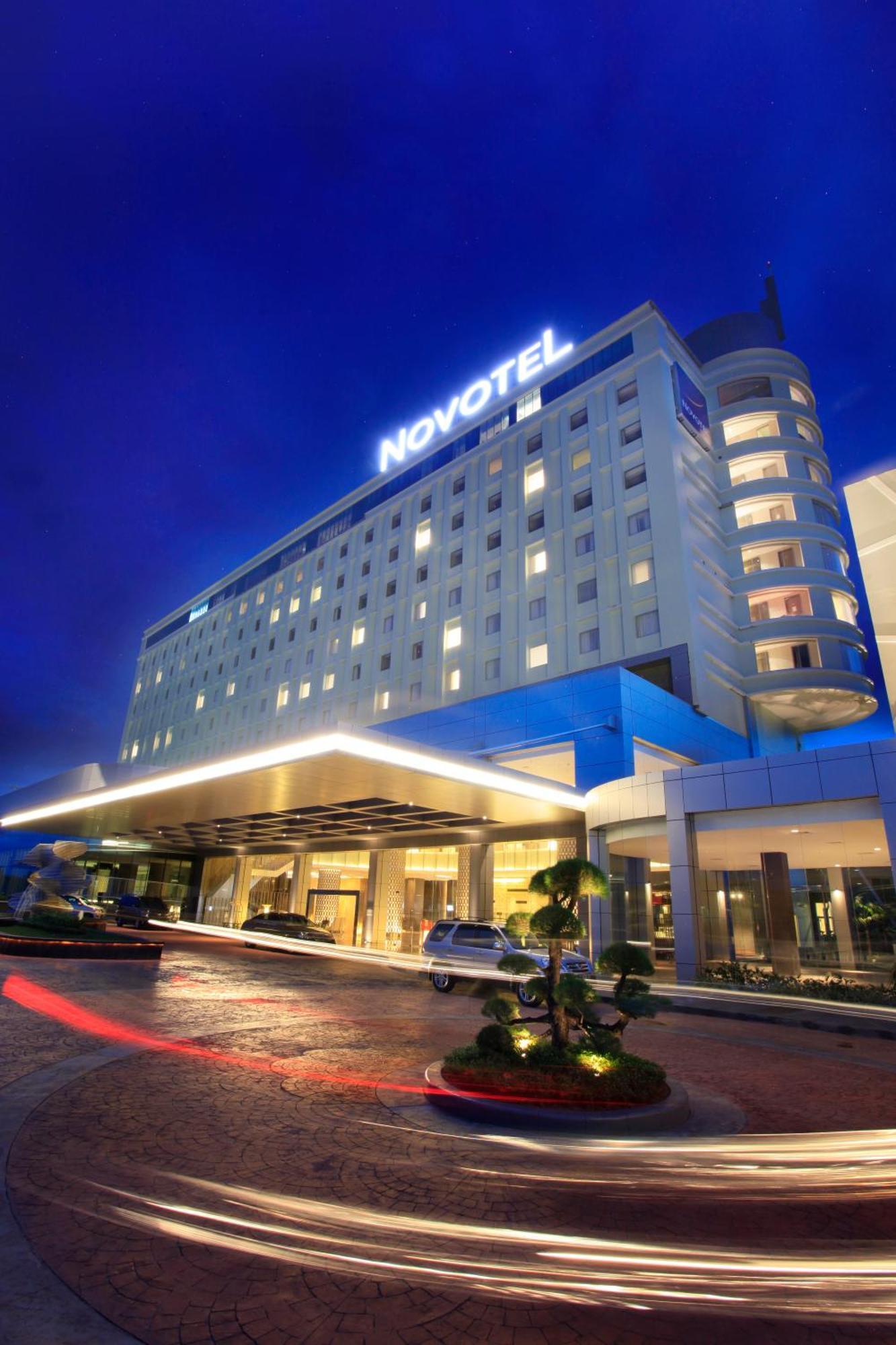 โนโวเทล บังกา โฮเต็ลแอนด์คอนเวนชั่น เซ็นเตอร์ Hotel ปังกัลปีนัง ภายนอก รูปภาพ