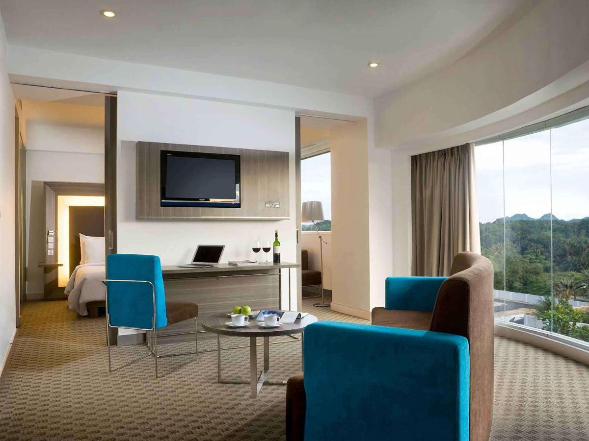 โนโวเทล บังกา โฮเต็ลแอนด์คอนเวนชั่น เซ็นเตอร์ Hotel ปังกัลปีนัง ภายนอก รูปภาพ